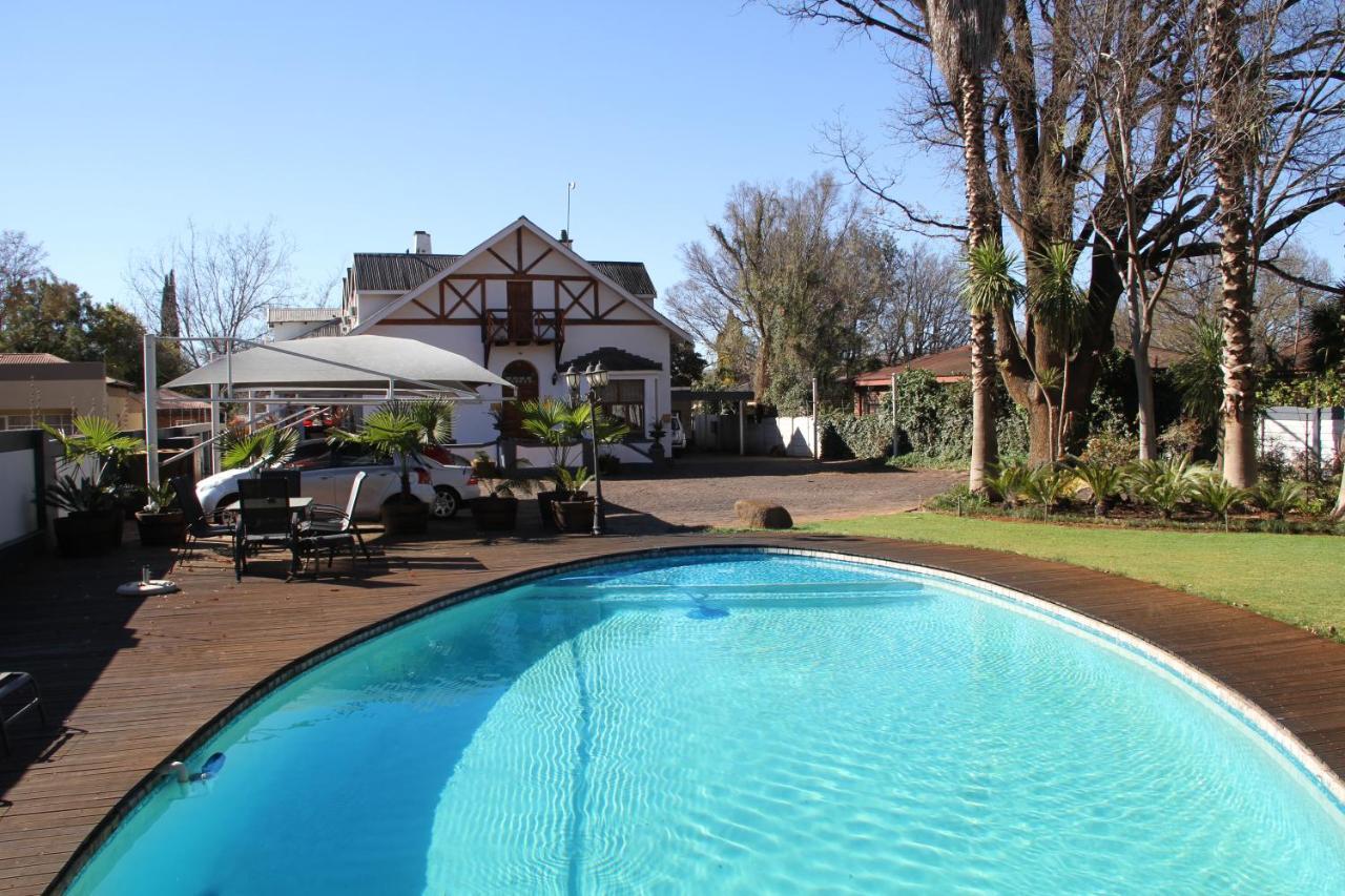 The Oak Potch Guesthouse Potchefstroom Exterior foto