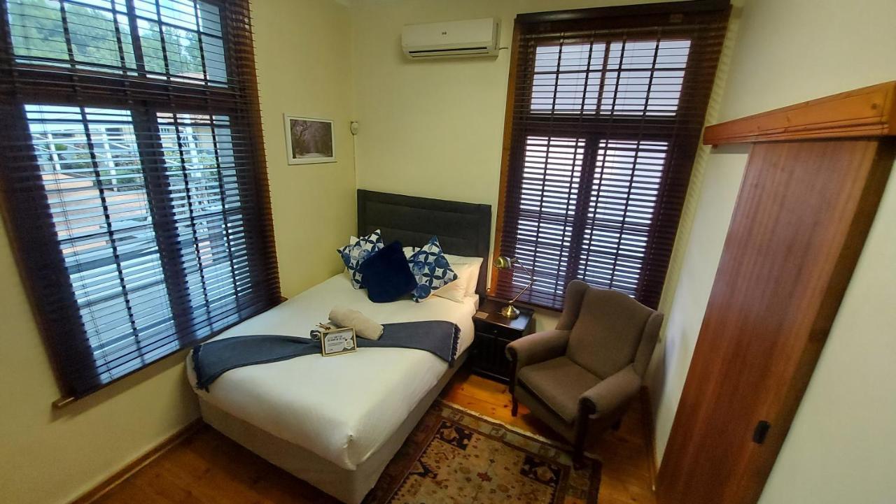 The Oak Potch Guesthouse Potchefstroom Exterior foto